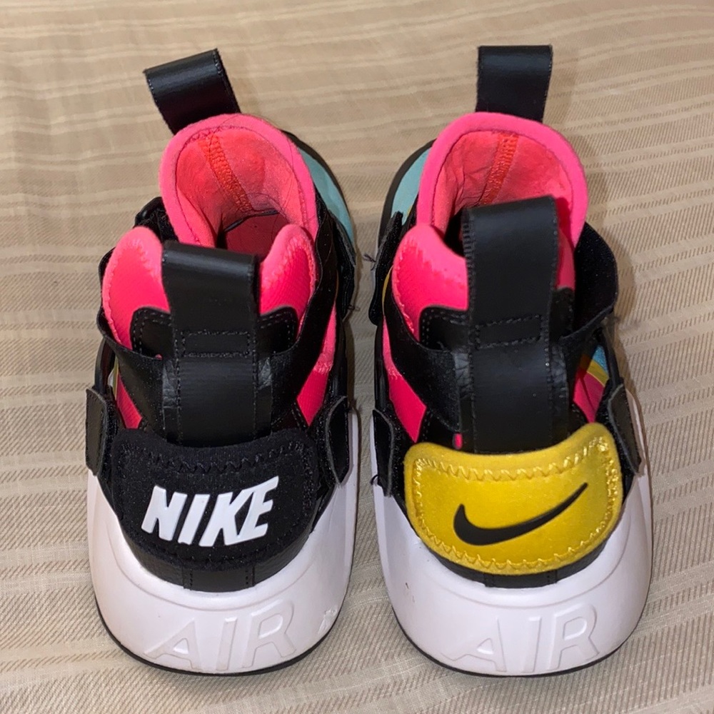 Nike multicolor mid top sneakers - Picture 2 of 7